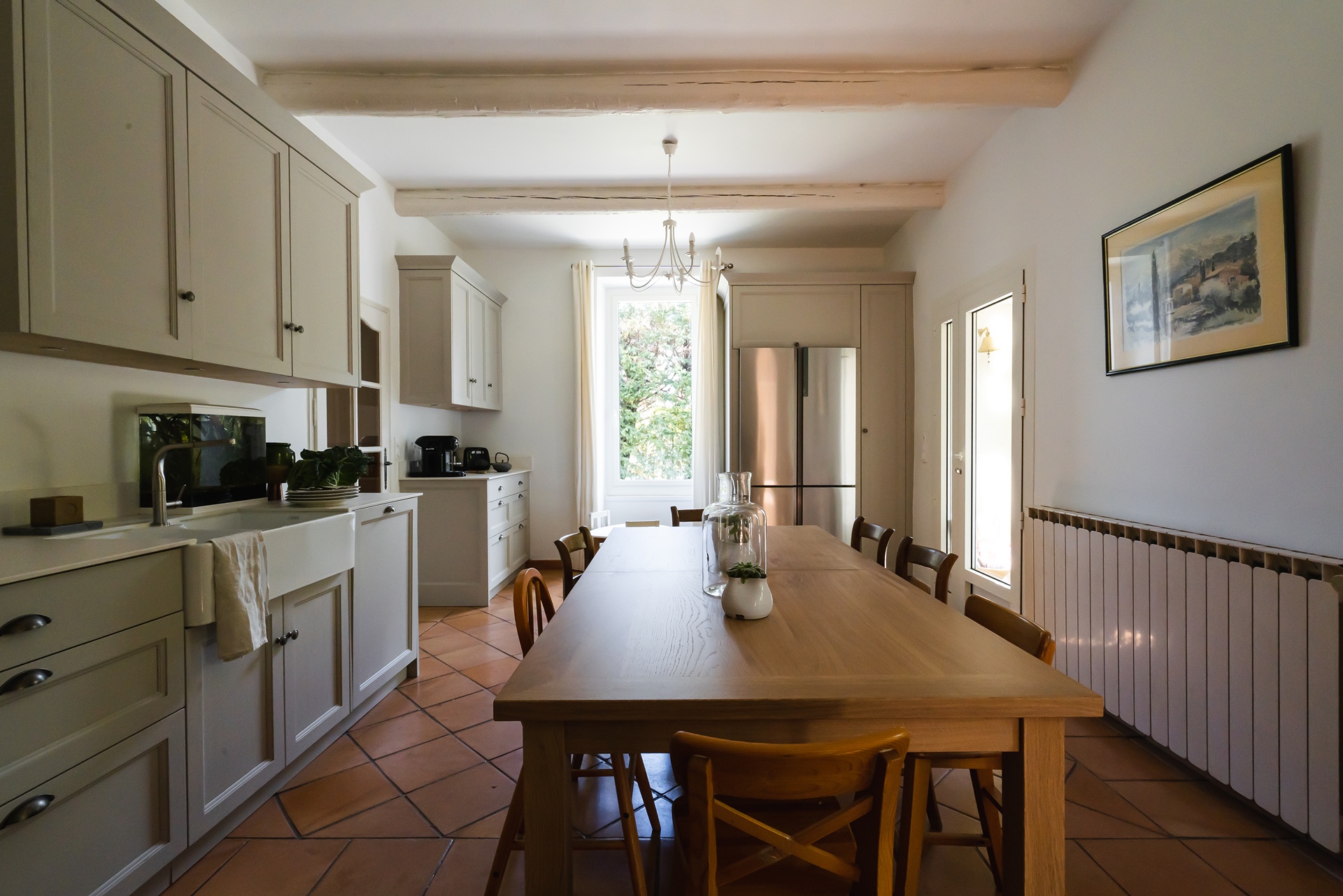 Maïstrau, artisan créateur de cuisine à Avignon dans le Vaucluse, conçoit et fabrique des projets uniques et sur-mesure pour la cuisine et l’aménagement de toute la maison.